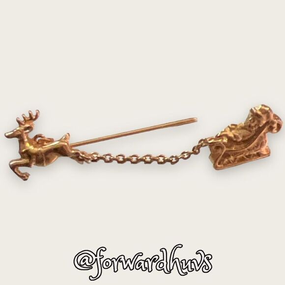Vintage 1983 Avon Gold Tone Santa Sleigh and Reindeer Stick Pin - Picture 5 of 12